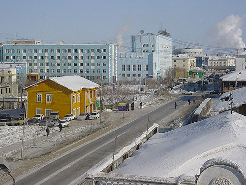 YAKT:Time Zone information for Yakutsk 